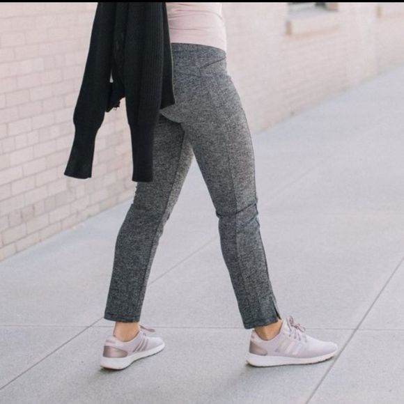 Athleta Pants - Athleta Gray Leggings
